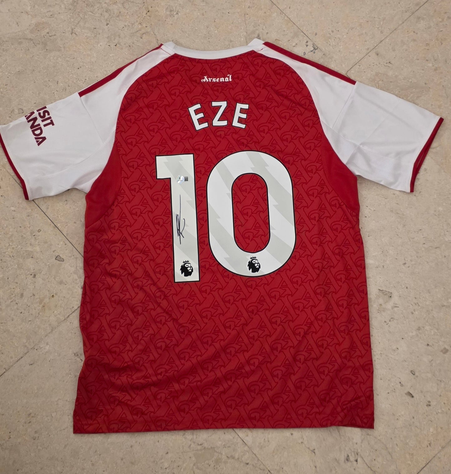 Eberechi Eze Autgraphed Arsenal Jersey