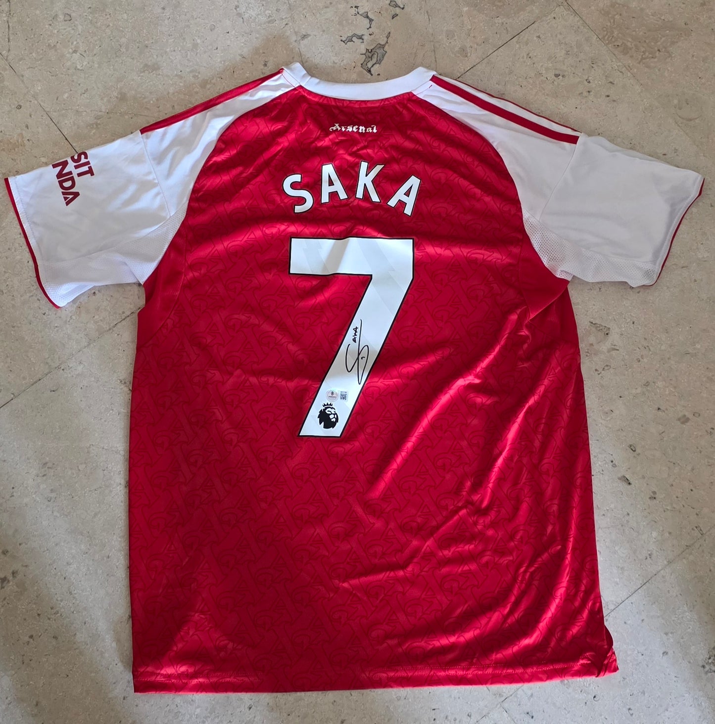 Bukayo Saka Autgraphed Arsenal Jersey