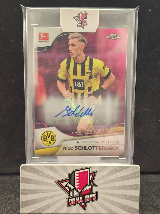 2022/23 Topps Chrome Bundesliga Nico Schlotterbeck Pink Autograph 058/150